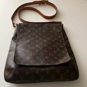 Louis Vuitton Monogram Musette GM